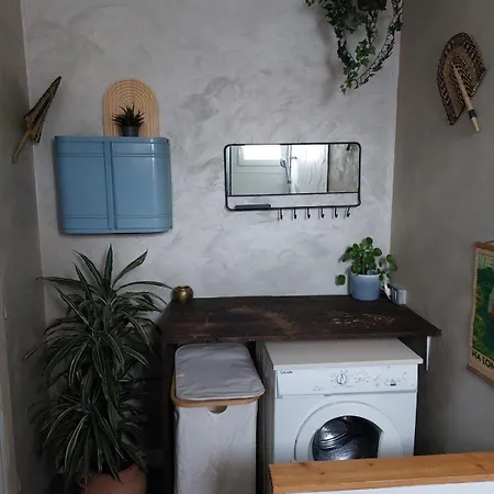 Notre Petite Maison Familiale De Alouette