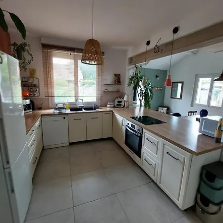 Notre Petite Maison Familiale De Alouette